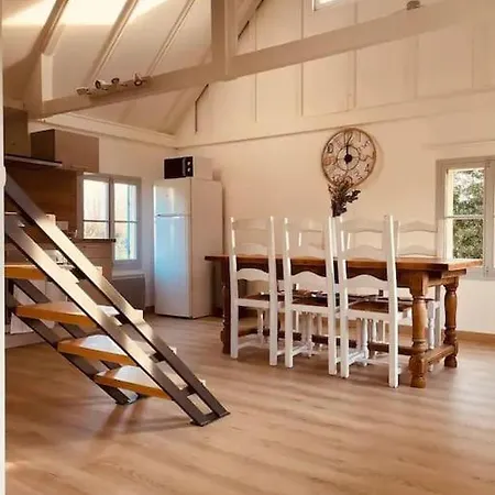 シャレー House By Melrose