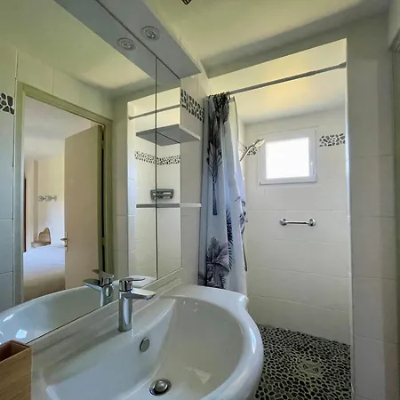 House By Melrose * Asnelles