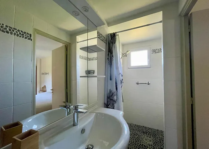 House By Melrose * Asnelles