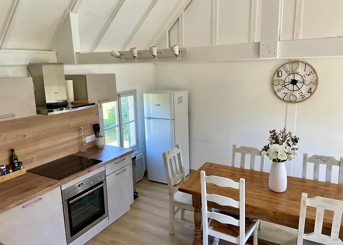 House By Melrose Chalé Asnelles