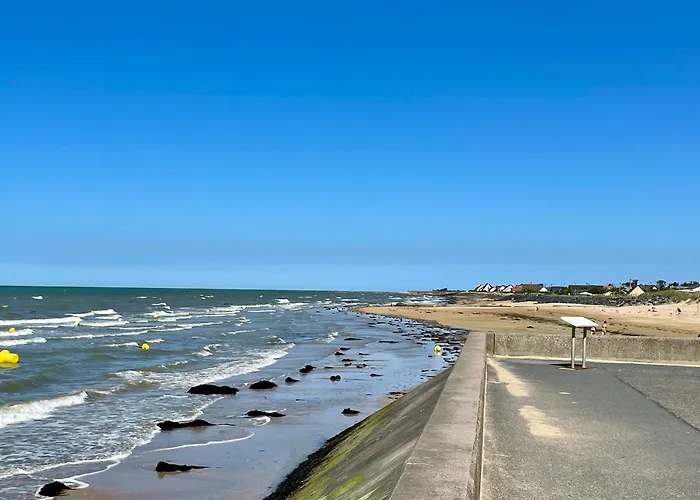 House By Melrose Asnelles